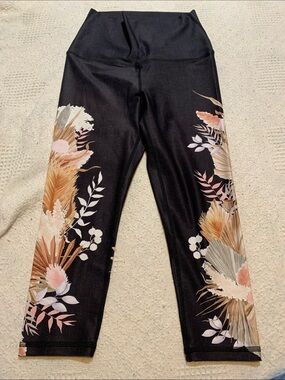 High-Rise Black Capri Leggings with Botanical Print